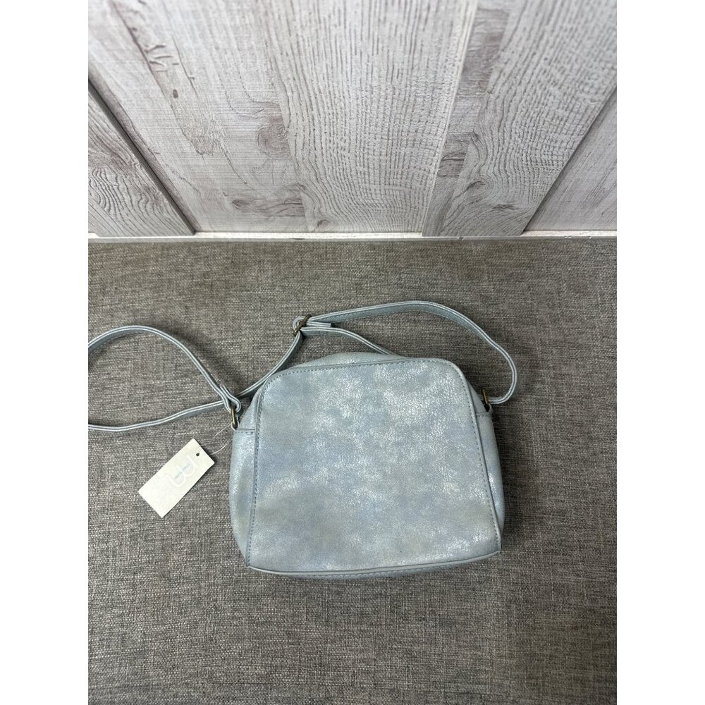 Maurices Light Blue Faux Leather Crossbody Handbag Purse Woven Detail Adj Strap - Picture 2 of 6